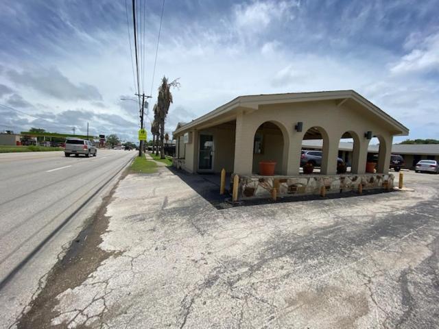 Texas Inn Seguin Zewnętrze zdjęcie